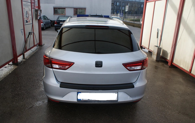 Seat Leon cena 38500 przebieg: 190000, rok produkcji 2015 z Poznań małe 529